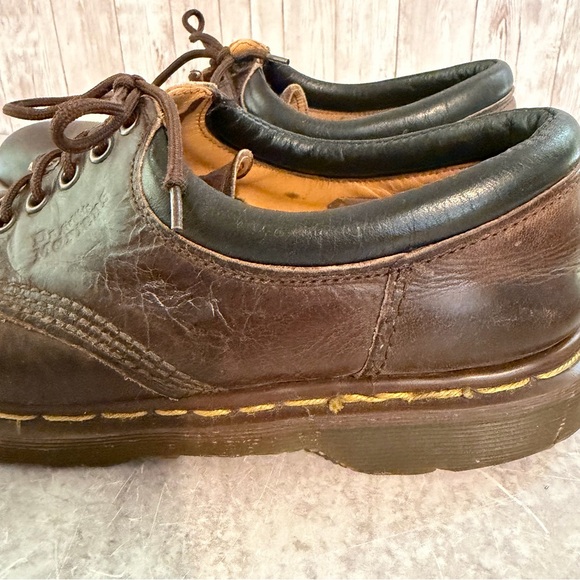 Vintage Dr. Martens Made in England Padded Collar 8053 Oxfords - Picture 7 of 11